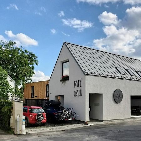 Kafe Orech Mnichovo Hradiště Εξωτερικό φωτογραφία